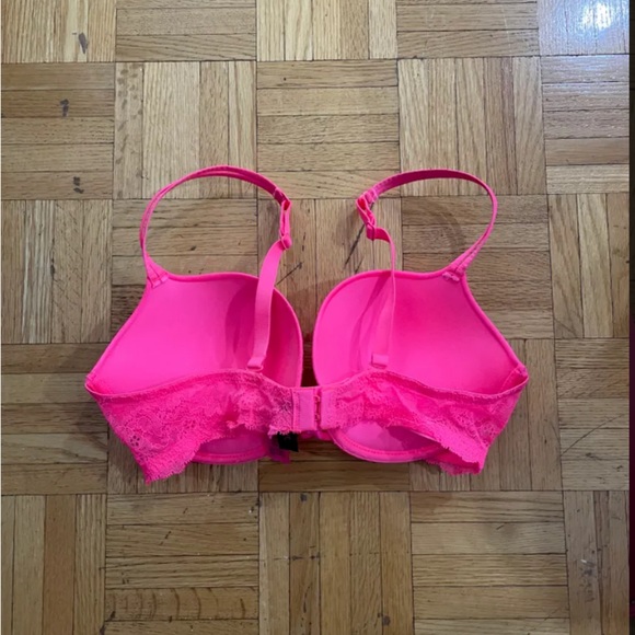 La Senza underwire bra. - Picture 3 of 3